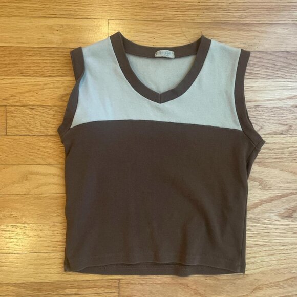 Brandy Melville/J Galt Cream and Brown V-Neck Crop Top Tank - Picture 1 of 2